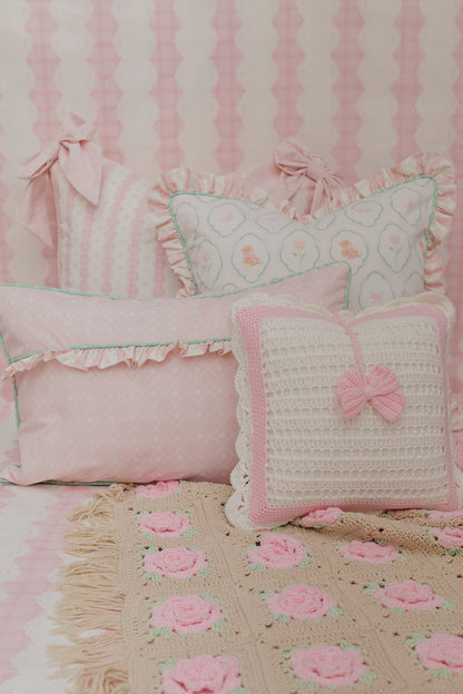 BOW GARDEN LACE BIG PILLOW