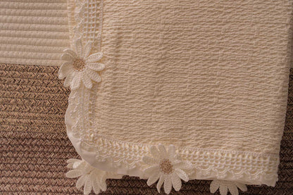 Daisies Crochet Throw